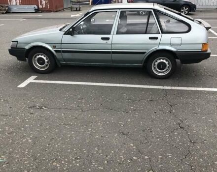 Серый Тойота Королла, объемом двигателя 1.3 л и пробегом 275 тыс. км за 1200 $, фото 2 на Automoto.ua