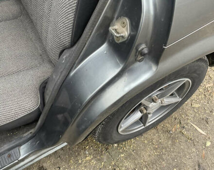 Серый Тойота Королла, объемом двигателя 1.84 л и пробегом 328 тыс. км за 1800 $, фото 17 на Automoto.ua