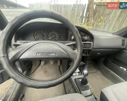 Серый Тойота Королла, объемом двигателя 1.84 л и пробегом 328 тыс. км за 1800 $, фото 10 на Automoto.ua