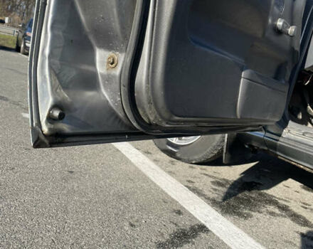 Серый Тойота Королла, объемом двигателя 1.84 л и пробегом 328 тыс. км за 1800 $, фото 1 на Automoto.ua