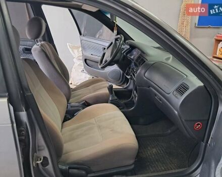 Сірий Тойота Королла, об'ємом двигуна 1.33 л та пробігом 375 тис. км за 1650 $, фото 23 на Automoto.ua