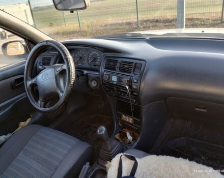 Серый Тойота Королла, объемом двигателя 1.3 л и пробегом 398 тыс. км за 1900 $, фото 8 на Automoto.ua