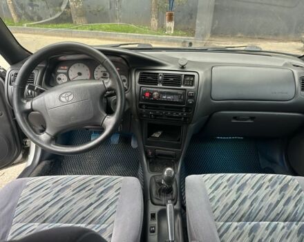 Серый Тойота Королла, объемом двигателя 1.3 л и пробегом 300 тыс. км за 3200 $, фото 5 на Automoto.ua