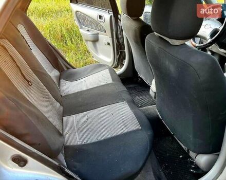 Серый Тойота Королла, объемом двигателя 1.6 л и пробегом 337 тыс. км за 2200 $, фото 7 на Automoto.ua