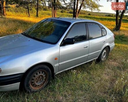 Серый Тойота Королла, объемом двигателя 1.6 л и пробегом 337 тыс. км за 2200 $, фото 1 на Automoto.ua