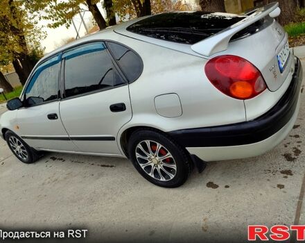 Серый Тойота Королла, объемом двигателя 2 л и пробегом 240 тыс. км за 2850 $, фото 4 на Automoto.ua