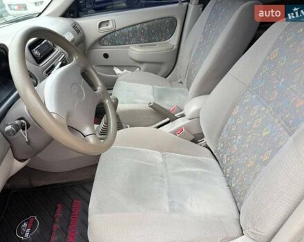 Серый Тойота Королла, объемом двигателя 1.33 л и пробегом 70 тыс. км за 2800 $, фото 12 на Automoto.ua