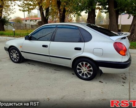 Серый Тойота Королла, объемом двигателя 2 л и пробегом 240 тыс. км за 2850 $, фото 7 на Automoto.ua