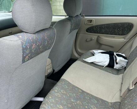 Серый Тойота Королла, объемом двигателя 1.6 л и пробегом 277 тыс. км за 3100 $, фото 6 на Automoto.ua