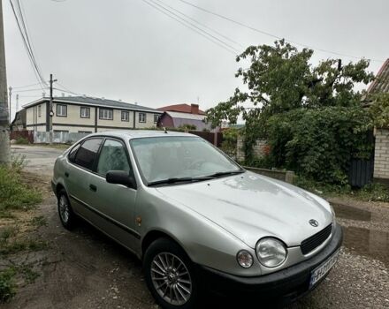 Серый Тойота Королла, объемом двигателя 1.6 л и пробегом 277 тыс. км за 3100 $, фото 1 на Automoto.ua