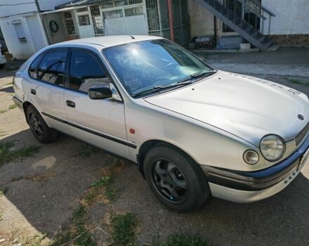 Серый Тойота Королла, объемом двигателя 1.6 л и пробегом 265 тыс. км за 3650 $, фото 1 на Automoto.ua