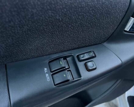 Сірий Тойота Королла, об'ємом двигуна 1.4 л та пробігом 253 тис. км за 4540 $, фото 15 на Automoto.ua