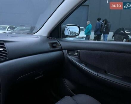 Сірий Тойота Королла, об'ємом двигуна 1.4 л та пробігом 253 тис. км за 4540 $, фото 28 на Automoto.ua