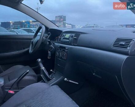 Сірий Тойота Королла, об'ємом двигуна 1.4 л та пробігом 253 тис. км за 4540 $, фото 34 на Automoto.ua