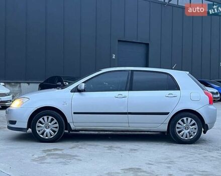 Сірий Тойота Королла, об'ємом двигуна 1.4 л та пробігом 253 тис. км за 4540 $, фото 3 на Automoto.ua