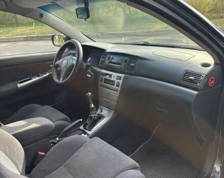 Серый Тойота Королла, объемом двигателя 2 л и пробегом 299 тыс. км за 3999 $, фото 8 на Automoto.ua