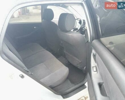 Сірий Тойота Королла, об'ємом двигуна 2 л та пробігом 290 тис. км за 4200 $, фото 9 на Automoto.ua