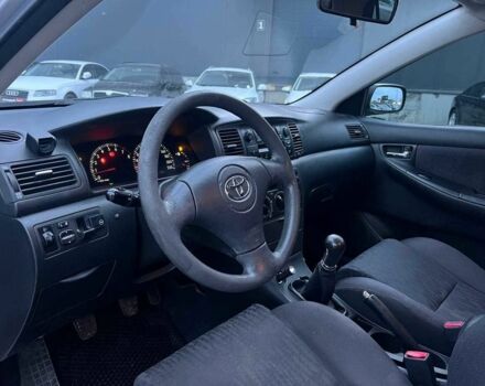 Сірий Тойота Королла, об'ємом двигуна 1.4 л та пробігом 253 тис. км за 4540 $, фото 16 на Automoto.ua