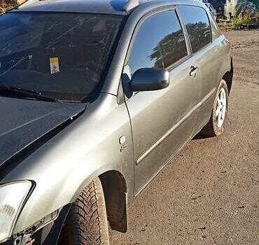 Серый Тойота Королла, объемом двигателя 2 л и пробегом 392 тыс. км за 2100 $, фото 3 на Automoto.ua