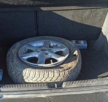 Серый Тойота Королла, объемом двигателя 2 л и пробегом 392 тыс. км за 2100 $, фото 11 на Automoto.ua