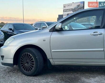 Сірий Тойота Королла, об'ємом двигуна 1.6 л та пробігом 270 тис. км за 4490 $, фото 3 на Automoto.ua