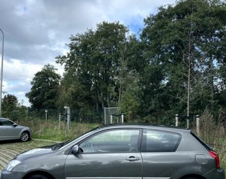 Сірий Тойота Королла, об'ємом двигуна 1.4 л та пробігом 270 тис. км за 4600 $, фото 6 на Automoto.ua