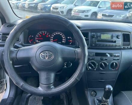 Сірий Тойота Королла, об'ємом двигуна 1.6 л та пробігом 270 тис. км за 4490 $, фото 20 на Automoto.ua