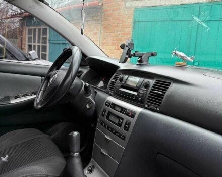 Сірий Тойота Королла, об'ємом двигуна 1.6 л та пробігом 201 тис. км за 3600 $, фото 6 на Automoto.ua