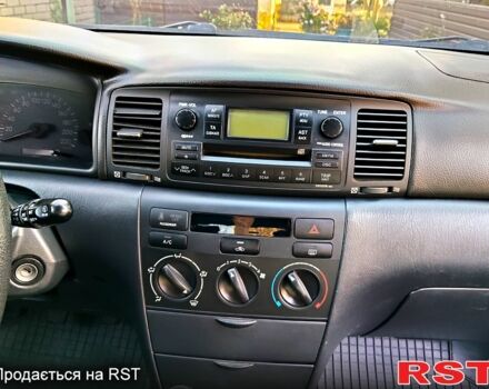 Серый Тойота Королла, объемом двигателя 1.4 л и пробегом 253 тыс. км за 6000 $, фото 6 на Automoto.ua