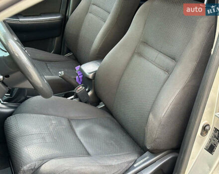 Серый Тойота Королла, объемом двигателя 1.4 л и пробегом 252 тыс. км за 6490 $, фото 10 на Automoto.ua