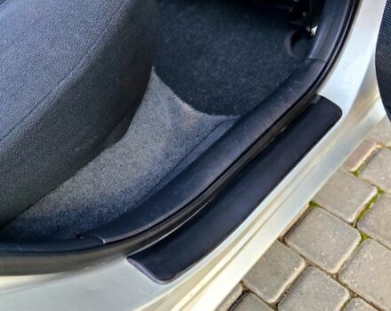 Серый Тойота Королла, объемом двигателя 1.4 л и пробегом 253 тыс. км за 6000 $, фото 10 на Automoto.ua