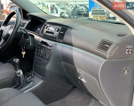 Серый Тойота Королла, объемом двигателя 1.4 л и пробегом 252 тыс. км за 6490 $, фото 22 на Automoto.ua