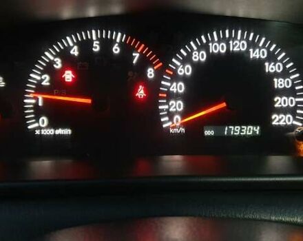 Сірий Тойота Королла, об'ємом двигуна 1.6 л та пробігом 179 тис. км за 4600 $, фото 10 на Automoto.ua