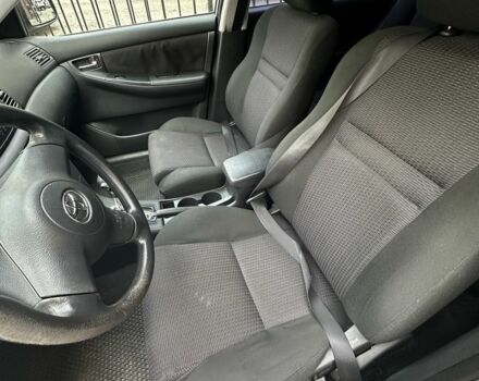 Серый Тойота Королла, объемом двигателя 1.6 л и пробегом 168 тыс. км за 6300 $, фото 5 на Automoto.ua