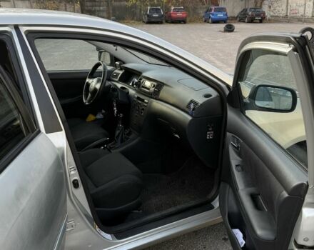 Сірий Тойота Королла, об'ємом двигуна 1.6 л та пробігом 230 тис. км за 4800 $, фото 5 на Automoto.ua