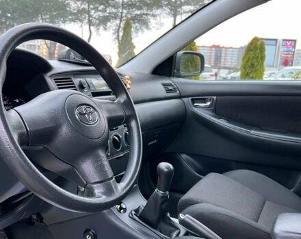 Сірий Тойота Королла, об'ємом двигуна 1.6 л та пробігом 142 тис. км за 5750 $, фото 9 на Automoto.ua