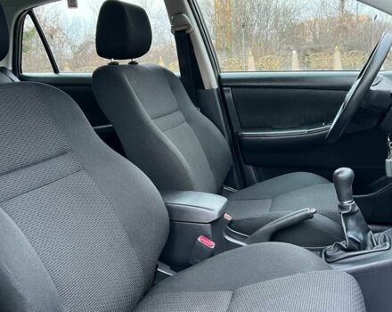 Сірий Тойота Королла, об'ємом двигуна 1.6 л та пробігом 142 тис. км за 5750 $, фото 14 на Automoto.ua