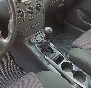 Сірий Тойота Королла, об'ємом двигуна 1.4 л та пробігом 150 тис. км за 6000 $, фото 7 на Automoto.ua