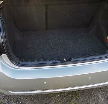 Сірий Тойота Королла, об'ємом двигуна 1.4 л та пробігом 150 тис. км за 6000 $, фото 9 на Automoto.ua