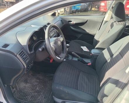 Серый Тойота Королла, объемом двигателя 1.3 л и пробегом 213 тыс. км за 6700 $, фото 5 на Automoto.ua