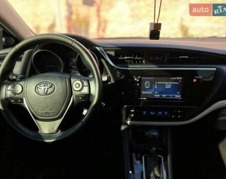 Тойота Королла 2017 у Одесі на Automoto.ua Сірий Тойота Королла, об'ємом двигуна 1.8 л та пробігом 109 тис. км за 13500 $, фото 24 на Automoto.ua