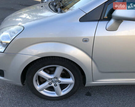 Серый Тойота Королла, объемом двигателя 2.2 л и пробегом 293 тыс. км за 6200 $, фото 18 на Automoto.ua