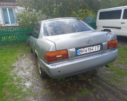 Серый Тойота Королла, объемом двигателя 1.4 л и пробегом 200 тыс. км за 1100 $, фото 2 на Automoto.ua