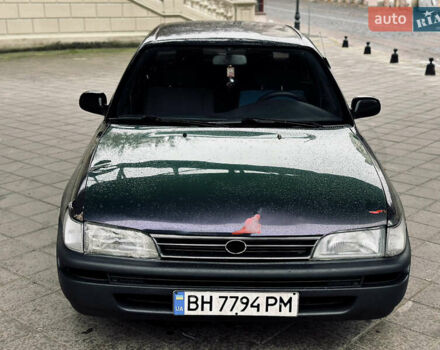 Серый Тойота Королла, объемом двигателя 1.33 л и пробегом 300 тыс. км за 950 $, фото 1 на Automoto.ua