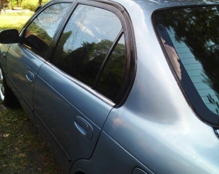 Серый Тойота Королла, объемом двигателя 1.3 л и пробегом 280 тыс. км за 2000 $, фото 2 на Automoto.ua