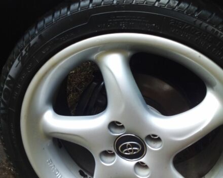 Серый Тойота Королла, объемом двигателя 1.3 л и пробегом 280 тыс. км за 2000 $, фото 1 на Automoto.ua