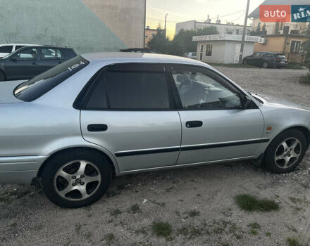 Серый Тойота Королла, объемом двигателя 1.6 л и пробегом 390 тыс. км за 2000 $, фото 3 на Automoto.ua