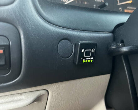 Серый Тойота Королла, объемом двигателя 1.6 л и пробегом 390 тыс. км за 2000 $, фото 9 на Automoto.ua