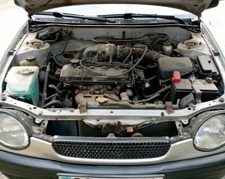 Серый Тойота Королла, объемом двигателя 1.4 л и пробегом 200 тыс. км за 1950 $, фото 3 на Automoto.ua