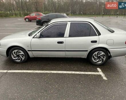 Серый Тойота Королла, объемом двигателя 1.4 л и пробегом 388 тыс. км за 2700 $, фото 5 на Automoto.ua